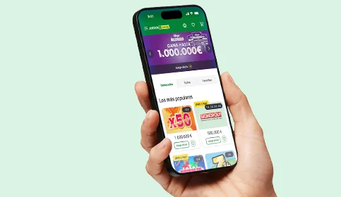 Se muestra imagen del iPhone 17 Pro sujeto por una mano.